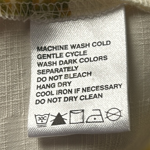 Tommy Bahama Aloha Men’s 100% Silk Hawaiian Short Sleeve Top Shirt Size XL - Picture 8 of 9